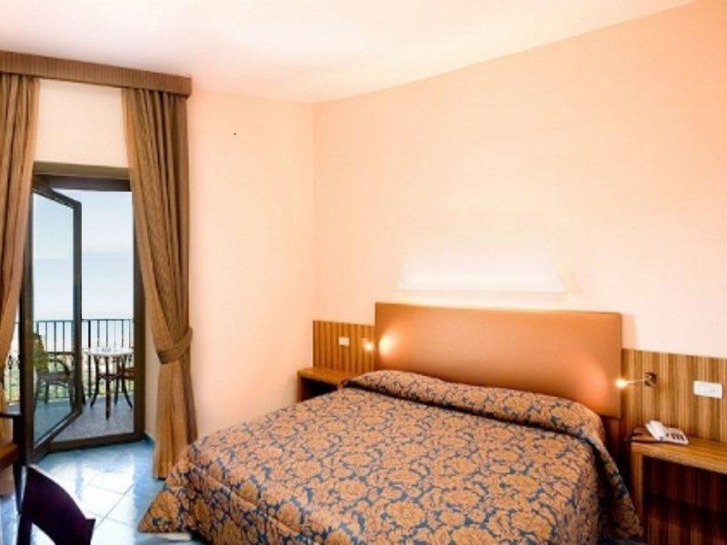 Hotel Grand Due Golfi 4*