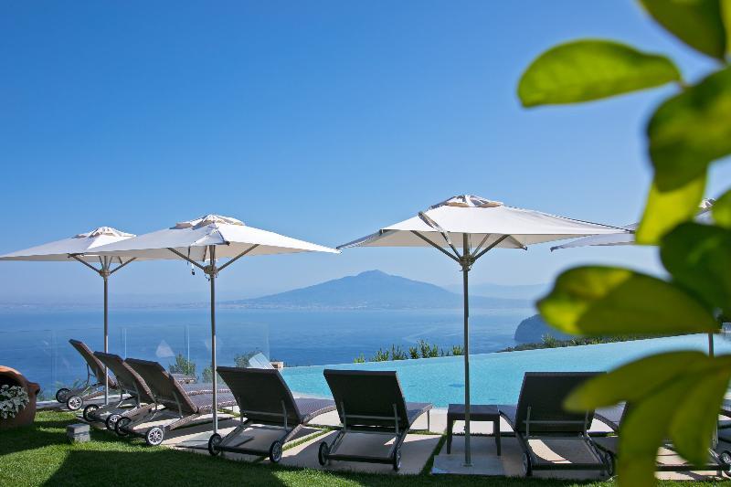 Grand Due Golfi Hotel 4*