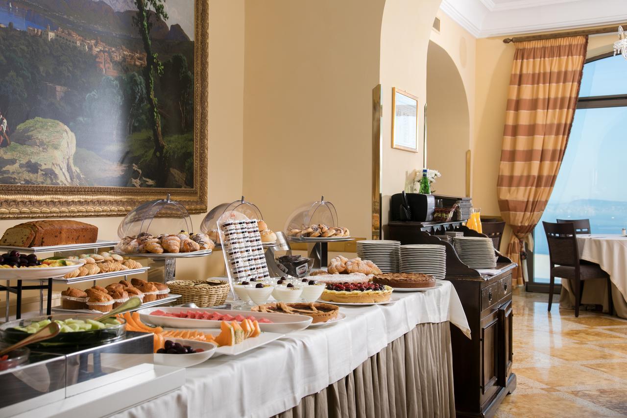 Grand Due Golfi 4* SantʼAgata sui Due Golfi