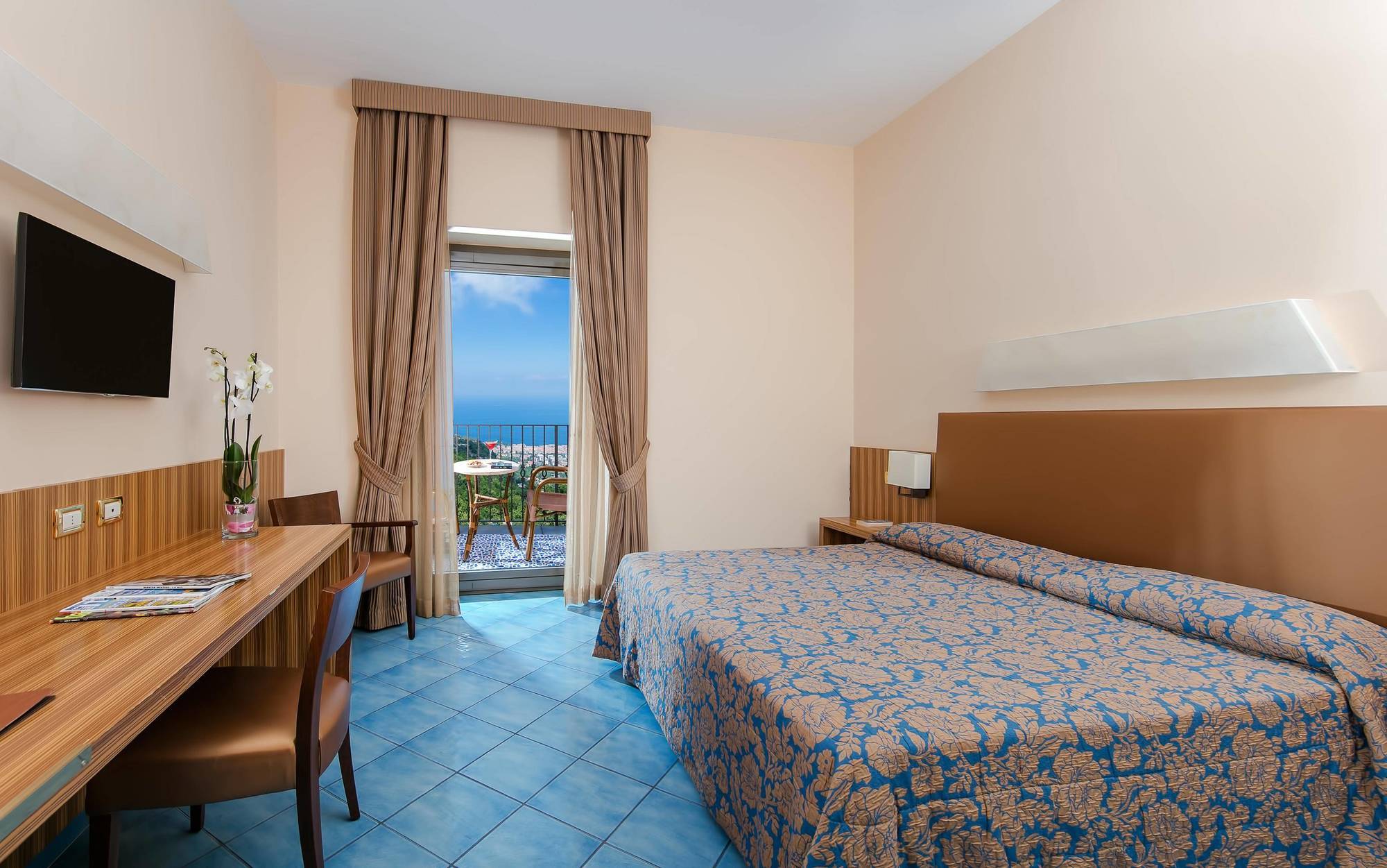Grand Due Golfi 4*